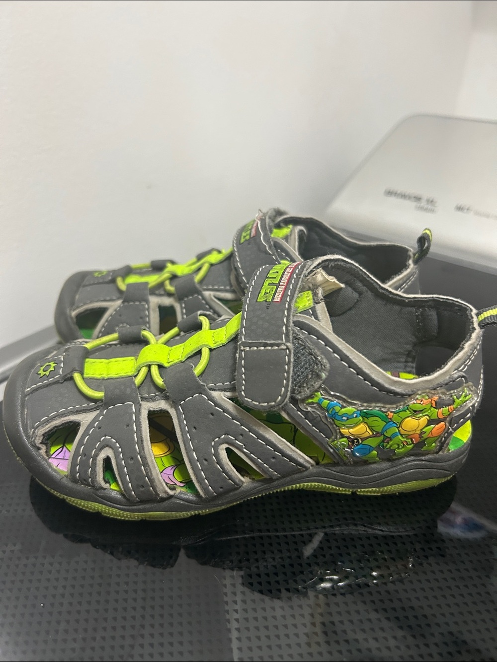 Toddler boys size 10 teenage mutant ninja turtles tmnt sneaker sandals